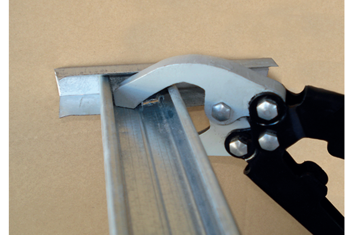 Crimping section setting pliers for studs & tracks