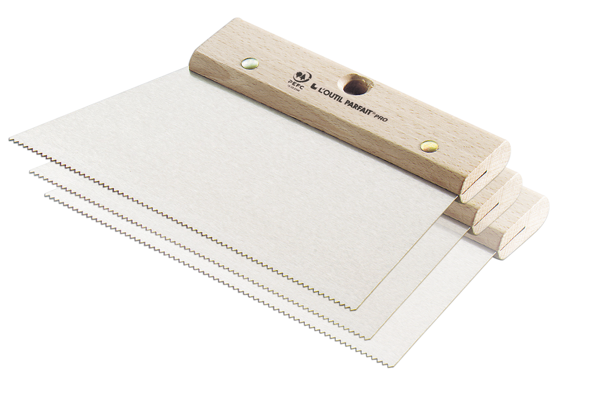 Very thin pointed adhesive spreader